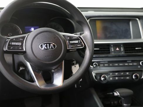 Used 2019 Kia Optima LX w/ LX 17" Wheel Package image 2