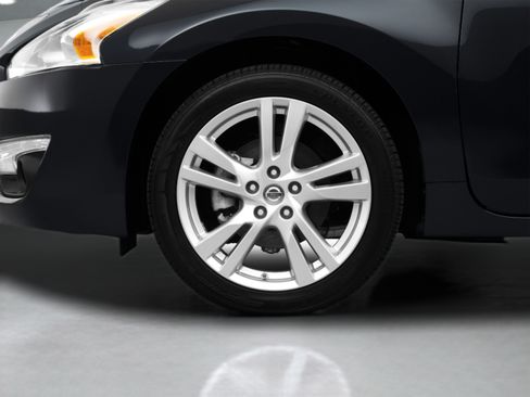 Used 2013 Nissan Altima 2.5 SV w/ 2.5SV Convenience Pkg FWD image 52