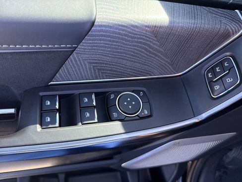 Certified 2023 Ford F150 Platinum w/ Equipment Group 701A High image 12