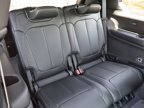 New 2025 Jeep Grand Cherokee L Limited w/ Black Appearance Package image 13