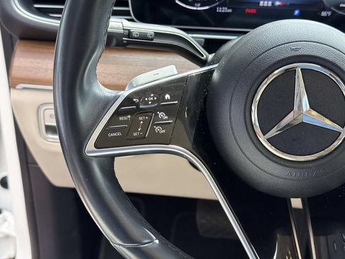 Used 2024 Mercedes-Benz GLE 350 4MATIC image 23