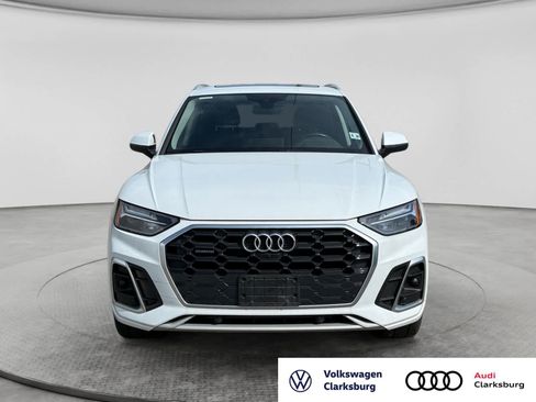 Used 2023 Audi Q5 2.0T Premium Plus w/ Premium Plus Package AWD/4WD image 2