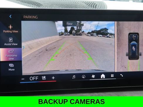 Used 2025 BMW X5 xDrive40i AWD/4WD image 6