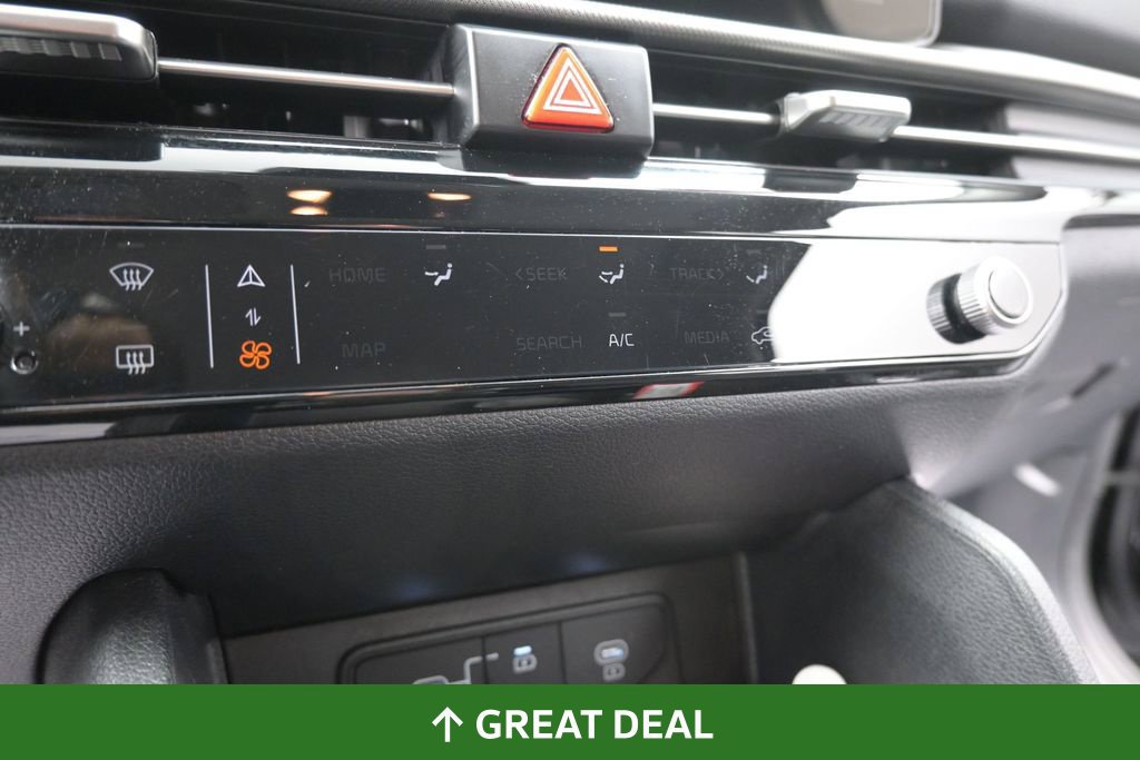 Used 2026 Kia Sportage LX FWD image 40