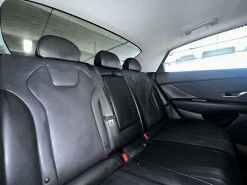 Used 2023 Hyundai Elantra Limited FWD image 26