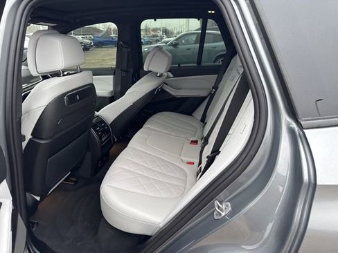 Used 2025 BMW X5 M60i w/ Executive Package image 10