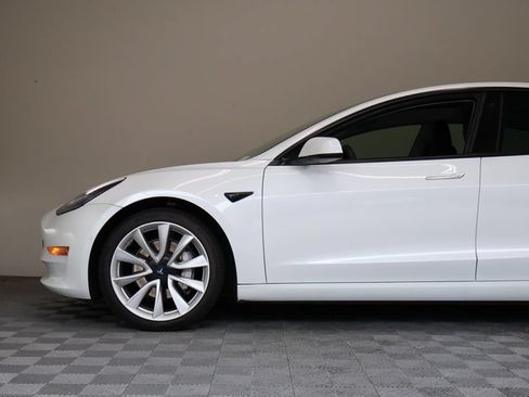 Used 2020 Tesla Model 3 Long Range AWD/4WD image 8