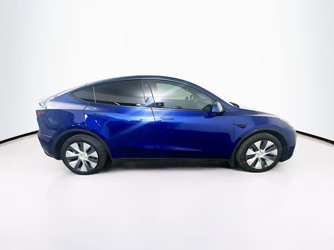 Used 2022 Tesla Model Y Long Range AWD/4WD image 10