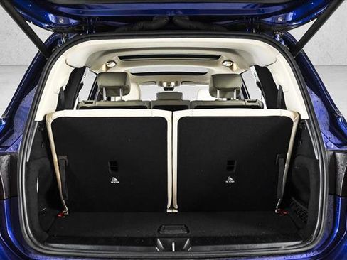 Used 2021 Mercedes-Benz GLB 250 4MATIC image 6