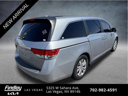 Used 2016 Honda Odyssey SE image 4