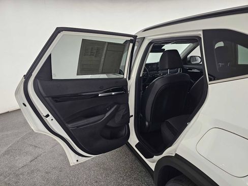 Used 2023 Kia Seltos S FWD image 15