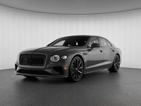 Used 2025 Bentley Flying Spur Plug-In Hybrid AWD/4WD image 10