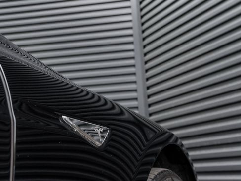 Used 2013 Tesla Model S Performance image 32