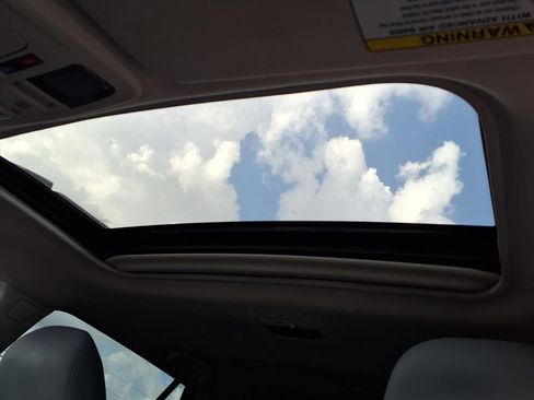 Used 2018 Subaru Outback 3.6R Limited image 9