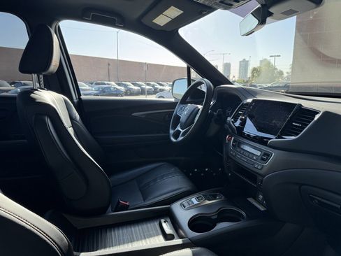 Used 2022 Honda Passport TrailSport image 41