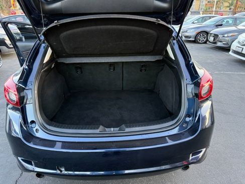 Used 2018 MAZDA MAZDA3 Touring image 24
