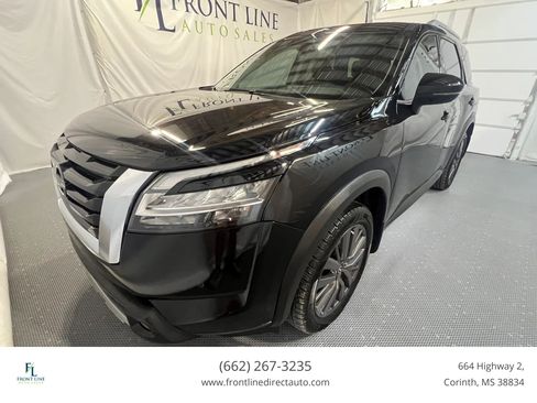 Used 2023 Nissan Pathfinder SL w/ SL Premium Package AWD/4WD image 3