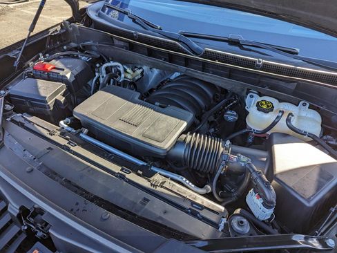 Used 2022 Cadillac Escalade Premium Luxury image 47