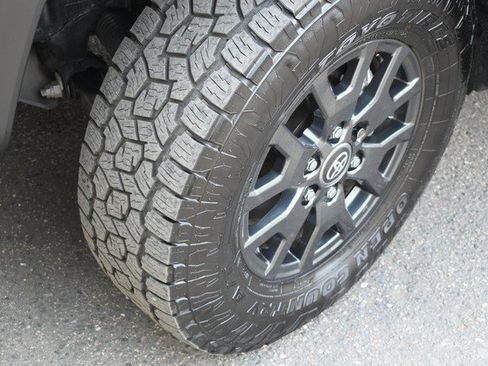 Certified 2025 Toyota 4Runner SR5 AWD/4WD image 11