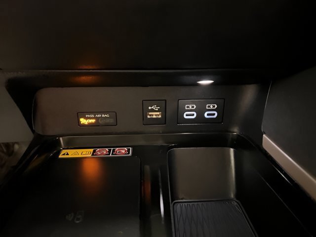 Used 2025 Toyota Camry LE FWD image 25