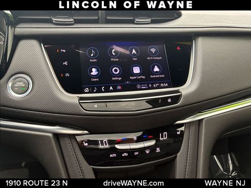 Used 2025 Cadillac XT5 Premium Luxury w/ Technology Package AWD/4WD image 18