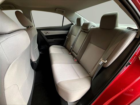 Used 2015 Toyota Corolla LE FWD image 21