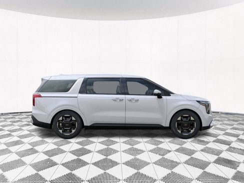 New 2026 Kia Carnival EX FWD image 9