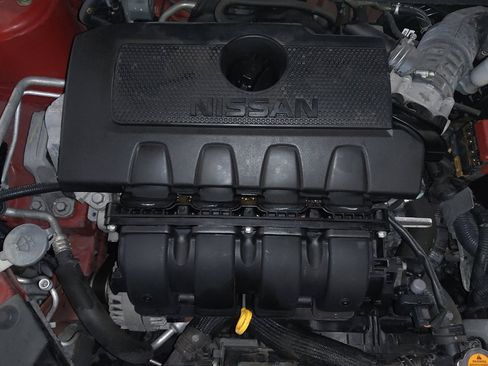 Used 2019 Nissan Sentra SR FWD image 30