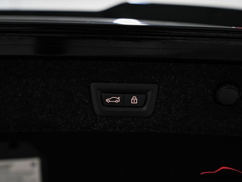 Used 2021 BMW M5 image 72