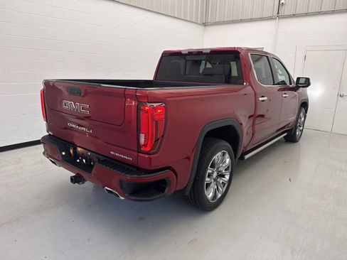 Used 2023 GMC Sierra 1500 Denali w/ Denali Reserve Package AWD/4WD image 8