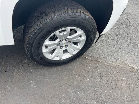 Used 2022 Chevrolet Colorado LT w/ Fleet Safety Package image 29