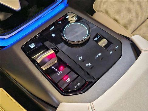 Used 2025 BMW X3 xDrive30i w/ Premium Package image 12