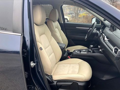 Used 2019 MAZDA CX-5 Touring image 7