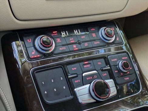 Used 2016 Audi A8 L 4.0T image 8