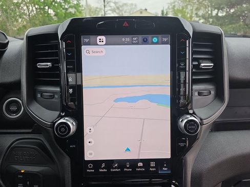 New 2026 RAM 2500 Tradesman AWD/4WD image 19