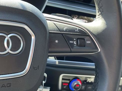 Used 2025 Audi Q3 2.0T Premium image 33