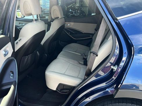 Used 2017 Hyundai Santa Fe Sport FWD image 16