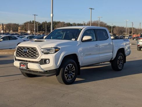 Used 2023 Toyota Tacoma TRD Sport image 10