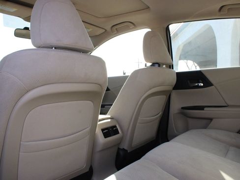 Used 2014 Honda Accord EX image 23