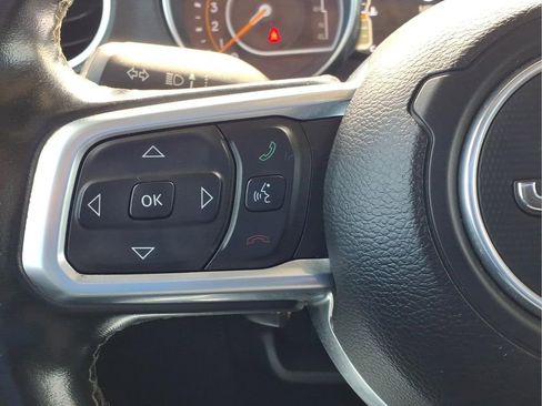 Used 2020 Jeep Gladiator Overland w/ Popular Equipment Package AWD/4WD image 22