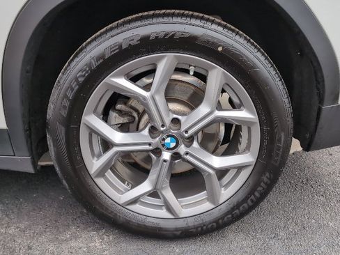 Used 2023 BMW X3 xDrive30i w/ Premium Package image 11