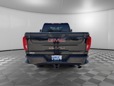 Used 2023 GMC Sierra 2500 Denali AWD/4WD image 4
