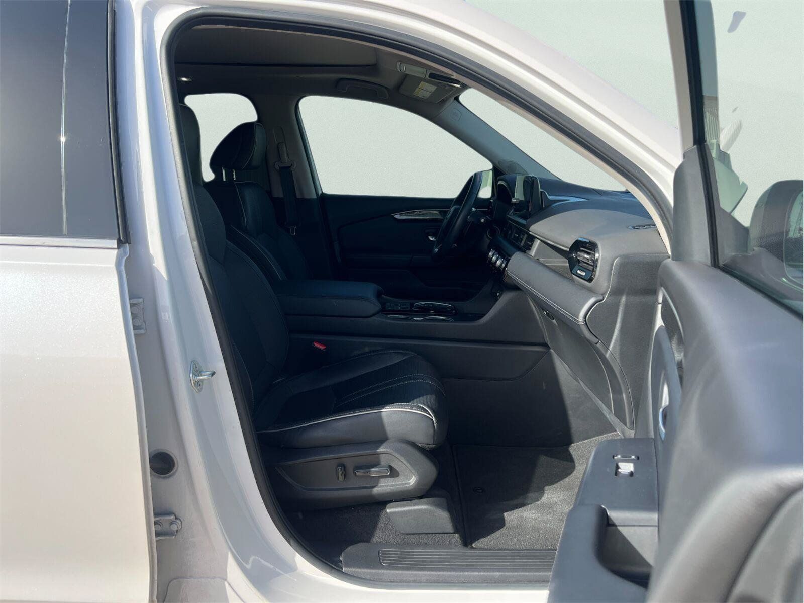 Used 2023 Honda Pilot Elite image 26