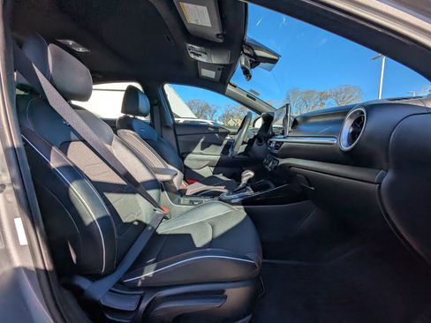 Used 2023 Kia Forte GT-Line w/ GT-Line Premium Package image 23