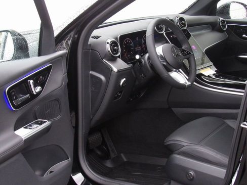 New 2026 Mercedes-Benz GLC 300 4MATIC image 8