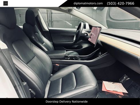 Used 2018 Tesla Model 3 Long Range RWD image 20