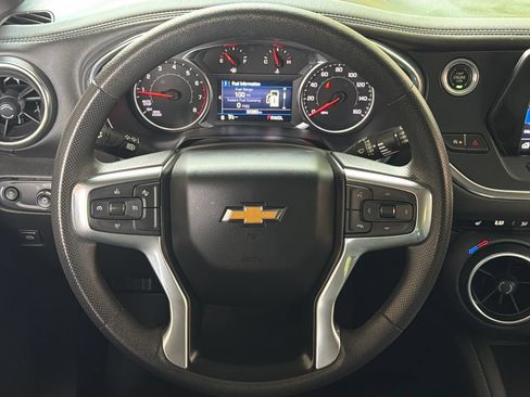 Used 2022 Chevrolet Blazer LT FWD image 4