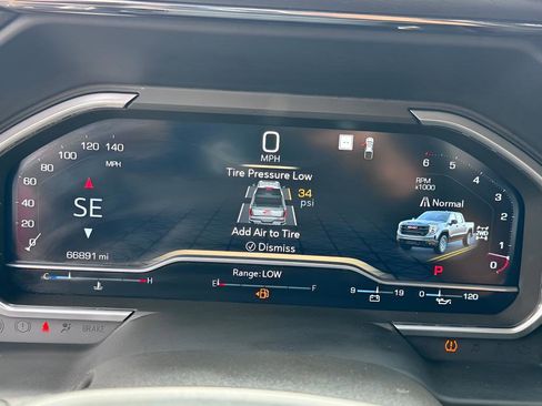 Used 2023 GMC Sierra 1500 AT4 w/ Technology Package image 15