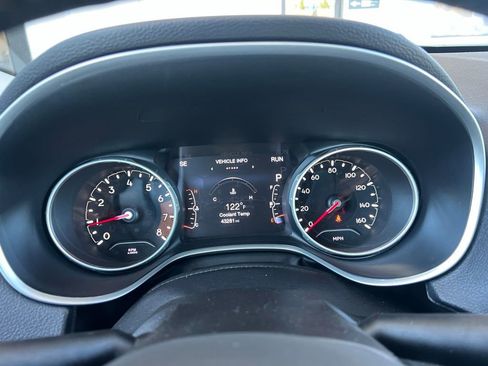 Used 2017 Jeep Compass Limited AWD/4WD image 14