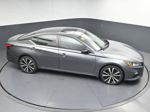 Used 2021 Nissan Altima 2.5 SR w/ SR Premium Package image 33